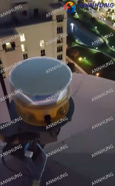กรณี บริษัท ล่าสุดเกี่ยวกับ High-rise Residential Building Obstruction Light Case: AH-MI-B2(L) Medium-intensity Type B