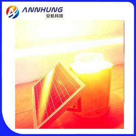 ไฟเตือนการบินด้วยพลังงานแสงอาทิตย์ ICAO กระพริบสีแดง IP66 20-60FPM 2000cd ไฟเตือน Solar Tower